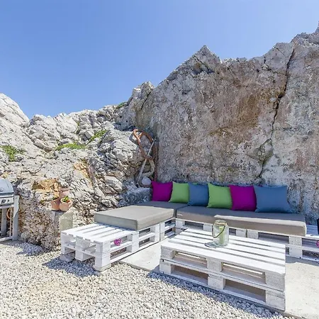 Lighthouse Grebeni Vila *