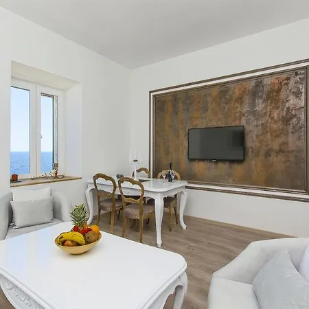 Villa Lighthouse Grebeni *